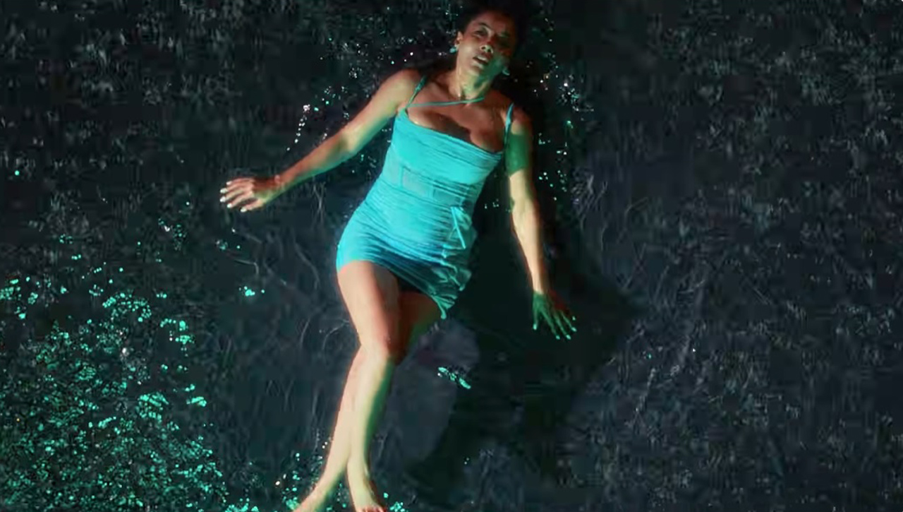 Shehnaaz Gill hot wet look in Banje Daaru music video