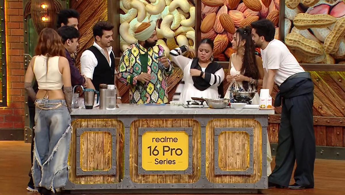 Laughter Chefs Season 3 May 3, 2026 Chef Harpal tasting Tejasswi and Arjun's dish.