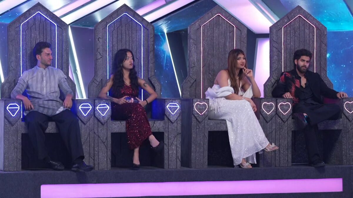 Suzzane, Vishu, Tayne, and Ruru sitting on their thrones on MTV Splitsvilla X6 episode May 3, 2026.