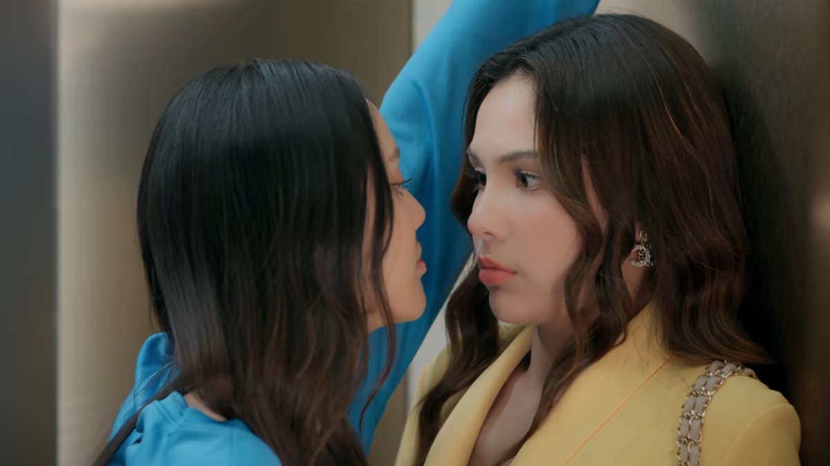 hometown Romance Netflix GL drama Klao and Si cute romance.